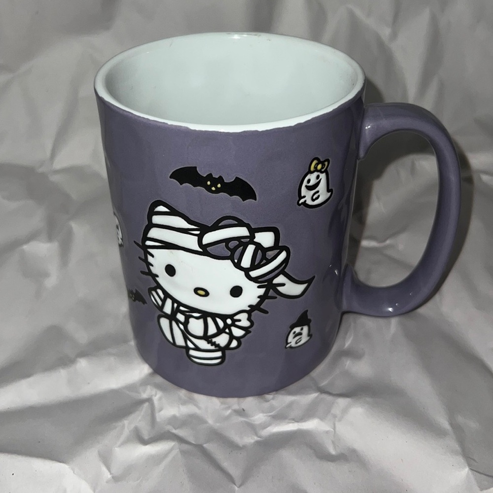 NEW Hello Kitty Purple Halloween 17oz Ceramic Mug 💜